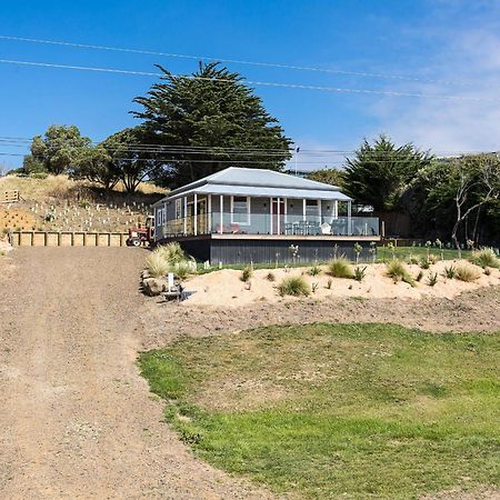 Moeraki Beach Haven - Otago Beachfront Home エクステリア 写真