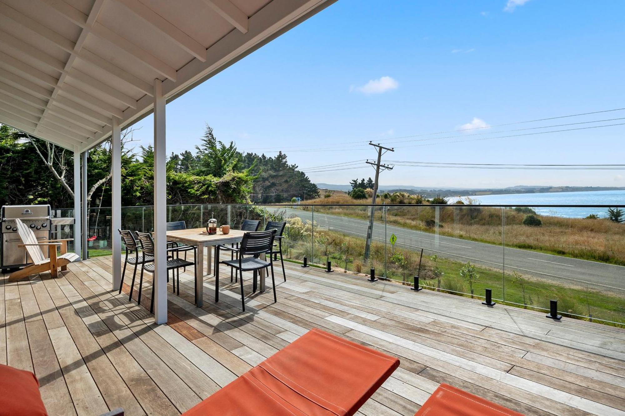 Moeraki Beach Haven - Otago Beachfront Home エクステリア 写真