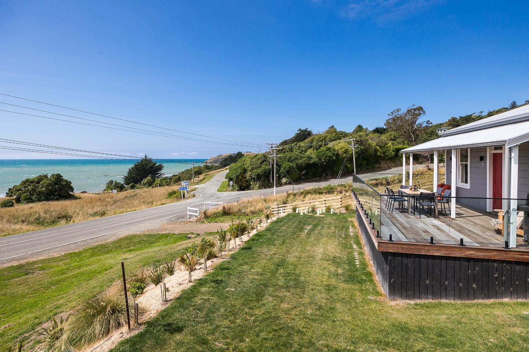 Moeraki Beach Haven - Otago Beachfront Home エクステリア 写真